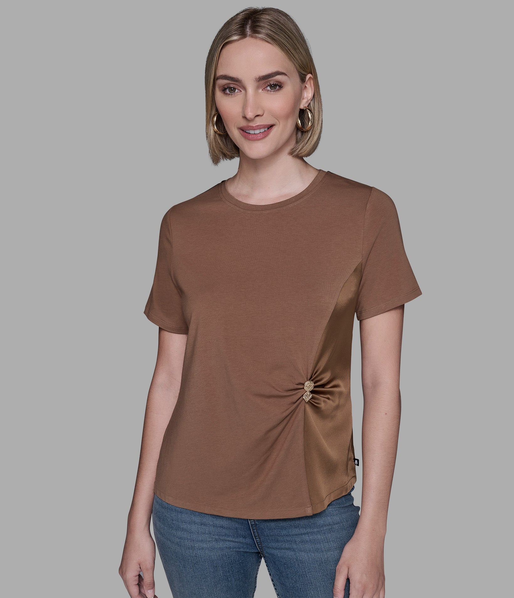KARL PIN TEE - Image 5