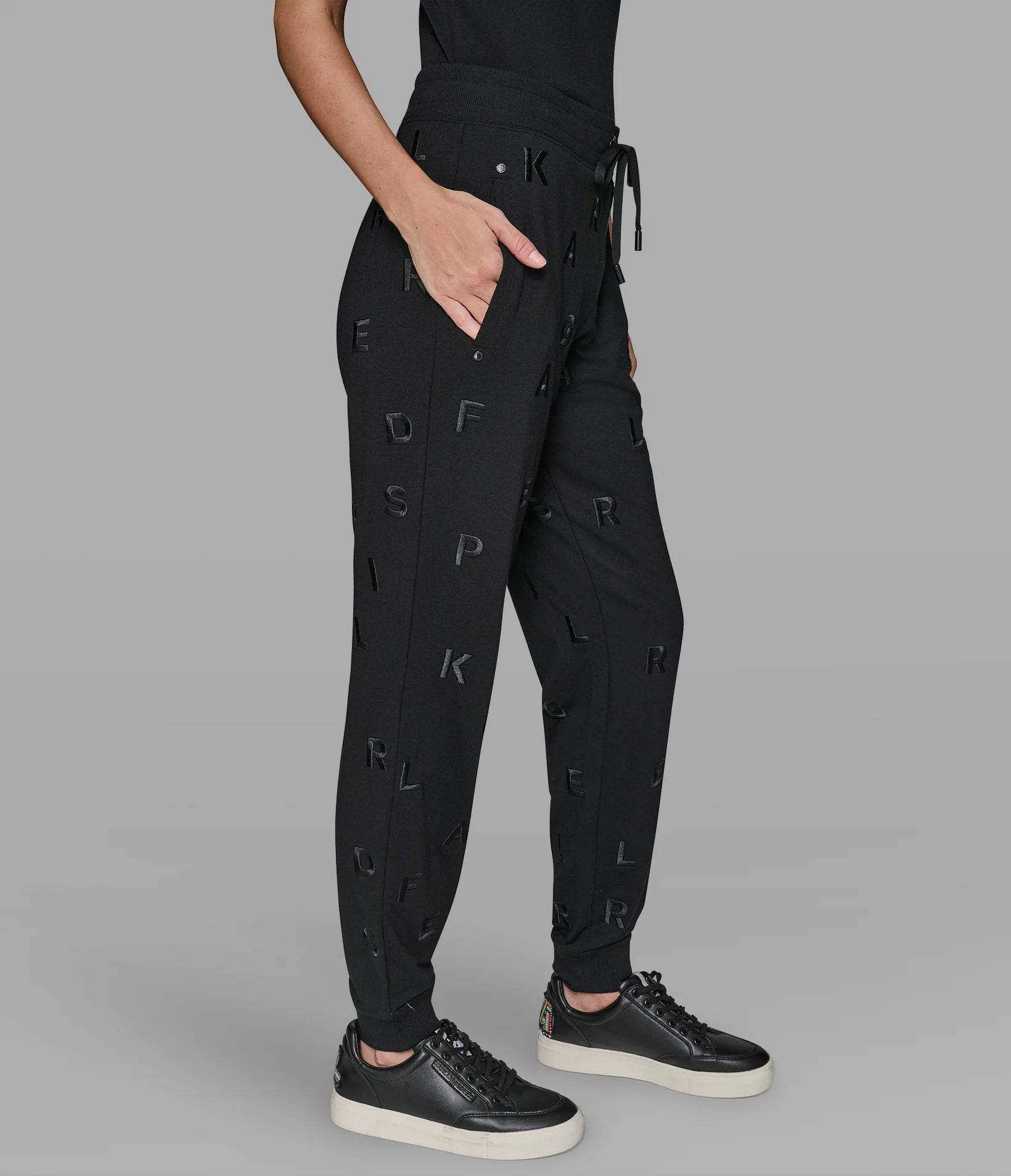 CO-ORD SCATTERED LOGO JOGGER - Image 2
