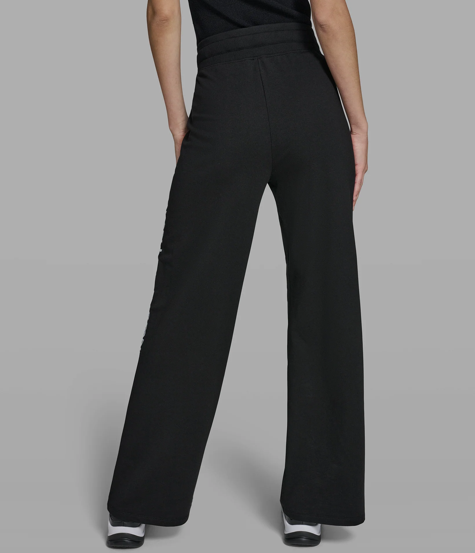 LOGO TAPE TRACK PANT - Image 4