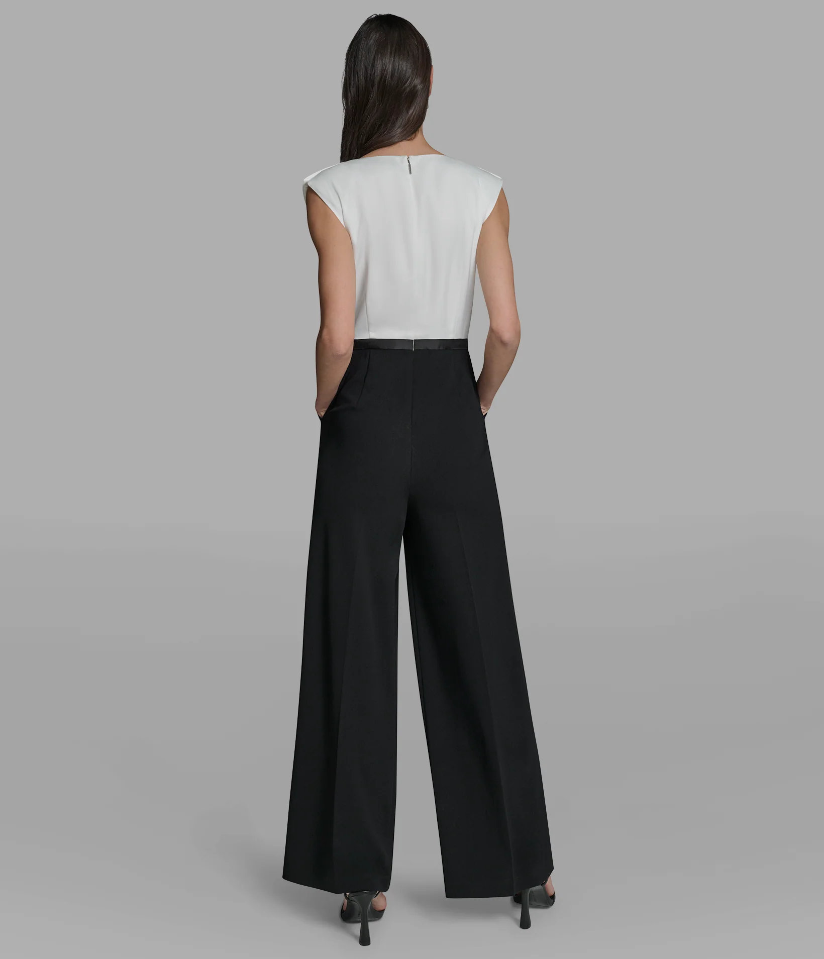 SATIN CREPE JUMPSUIT WITH FRONT BOW - Image 3